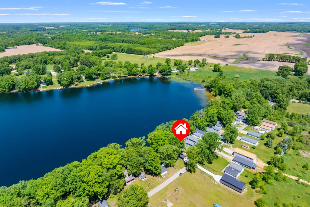 50400 Taylor Drive Marcellus Township MI 49067