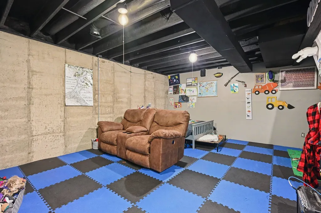 15757 Oakshore Drive Fabius Township MI 49093