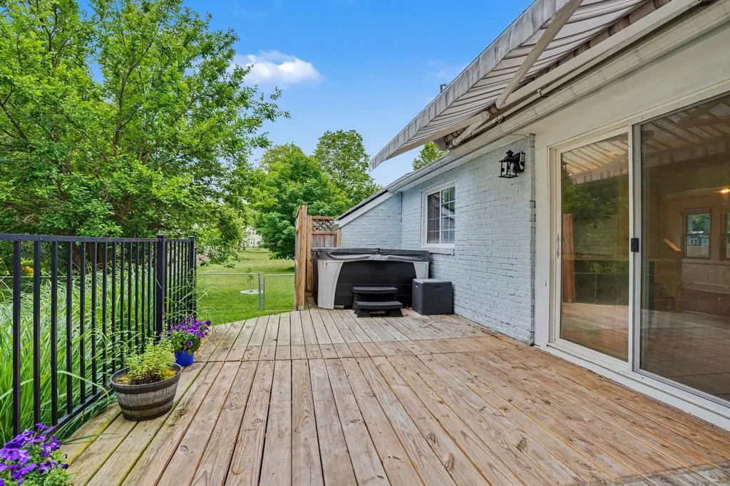 220 E James Street Lawrence Village MI 49064