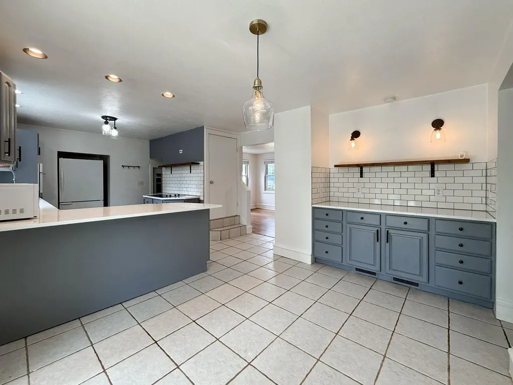 220 E James Street Lawrence Village MI 49064
