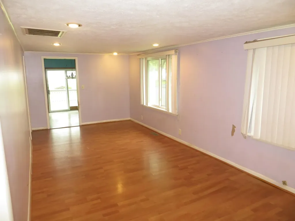 25012 Kenneth Avenue Ontwa Township MI 49112