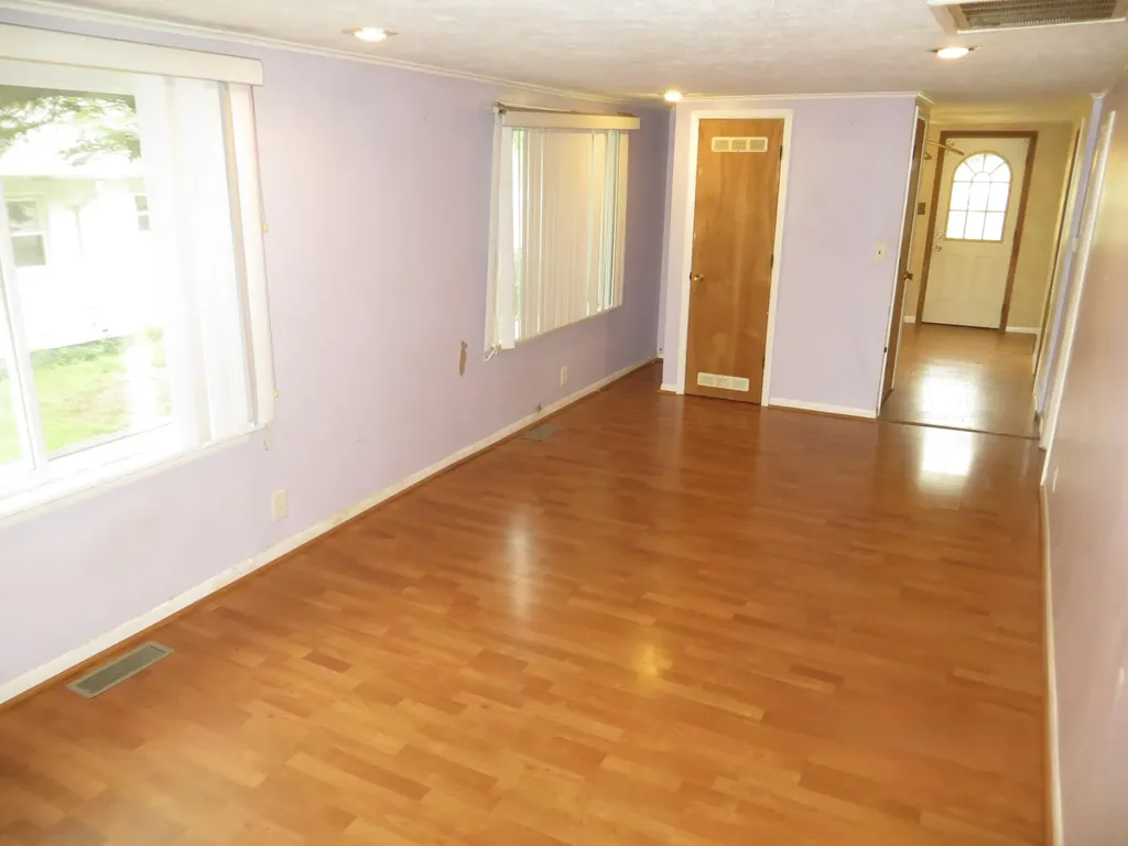 25012 Kenneth Avenue Ontwa Township MI 49112