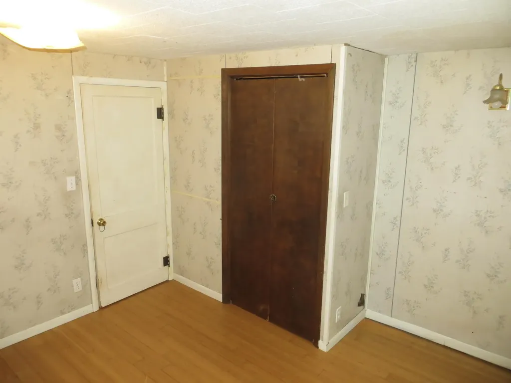 25012 Kenneth Avenue Ontwa Township MI 49112