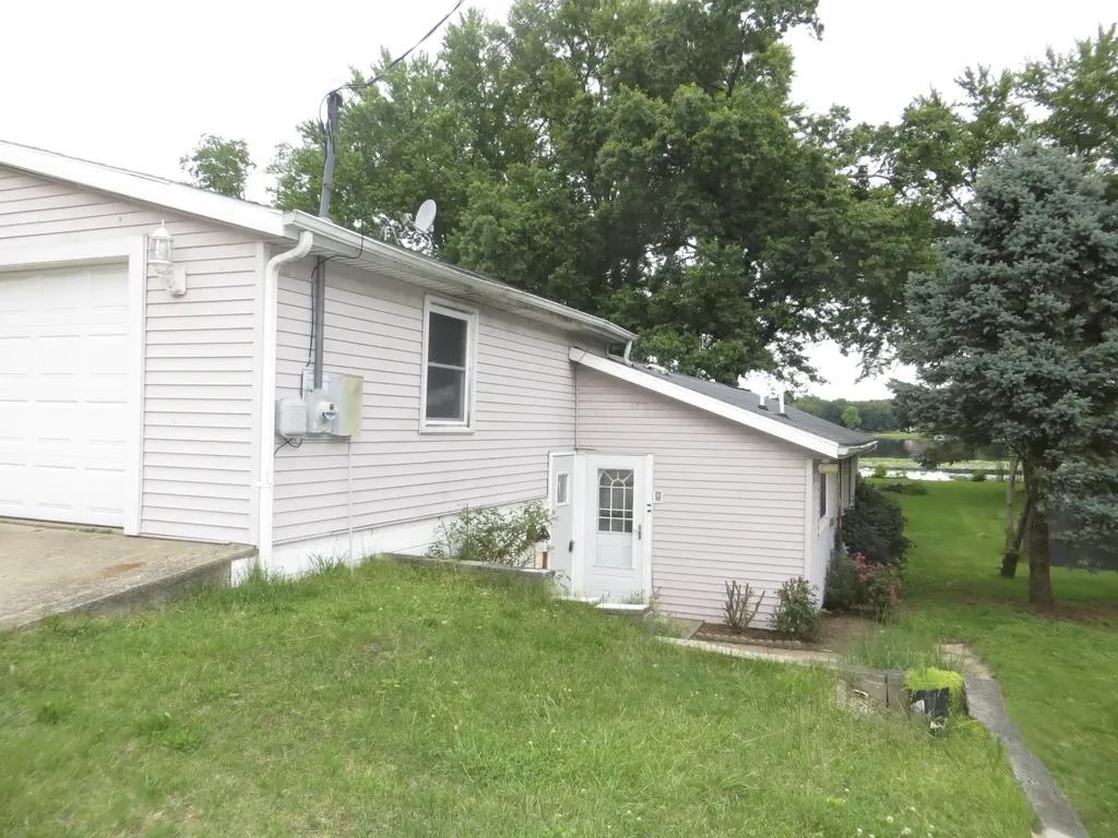 25012 Kenneth Avenue Ontwa Township MI 49112