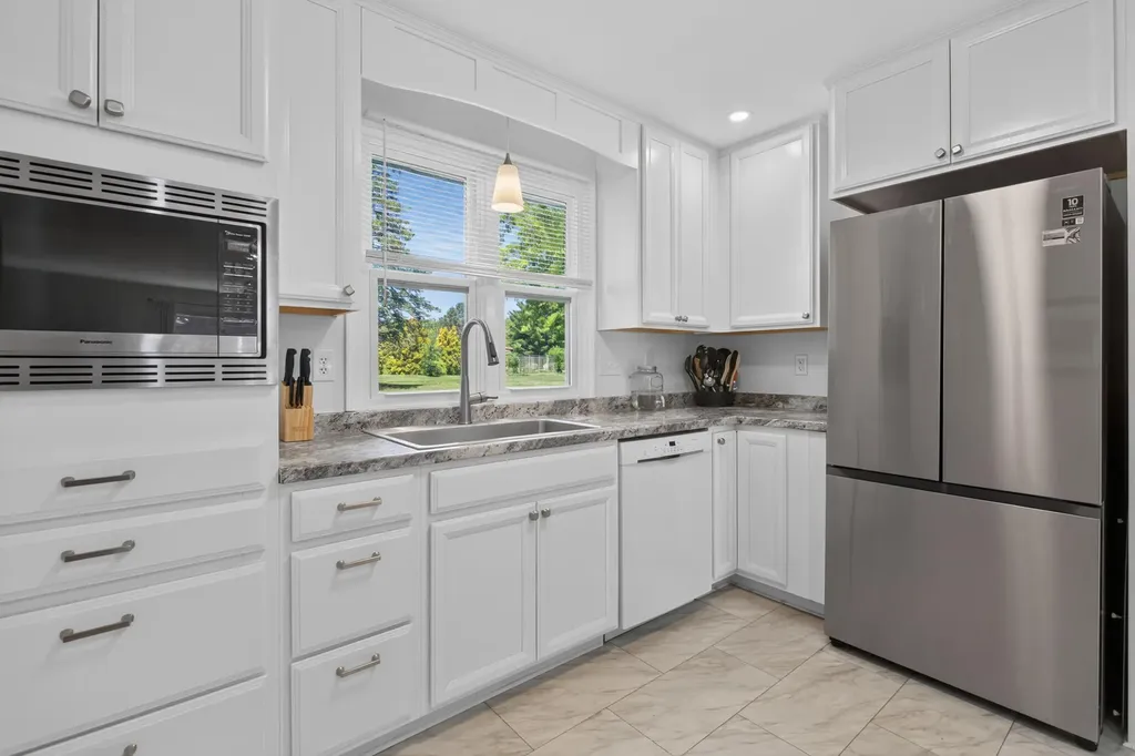 2553 Bristol Terrace St. Joseph Charter Township MI 49085