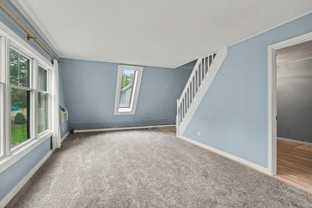 540 East Drive Unknown City MI 49090