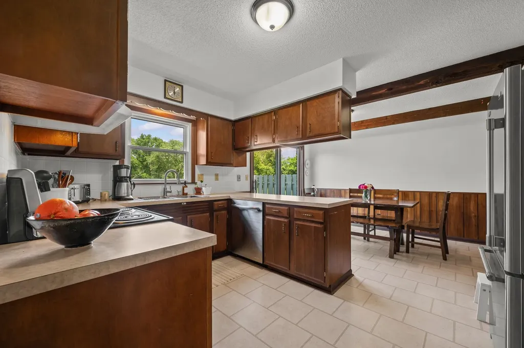 5640 Tilly Road Royalton Township MI 49085