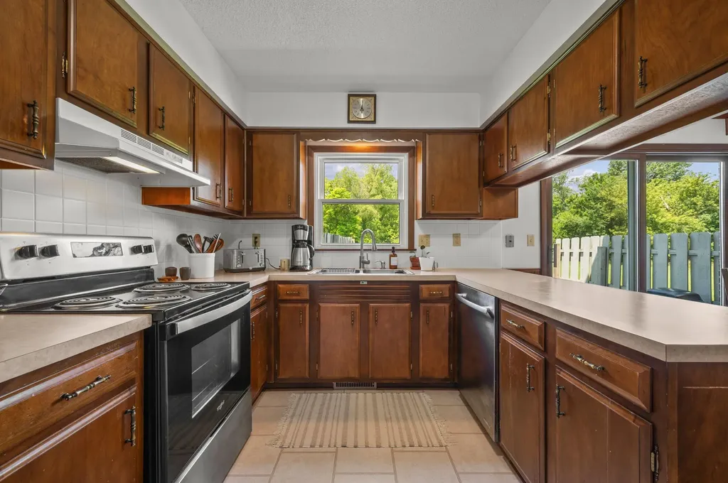 5640 Tilly Road Royalton Township MI 49085