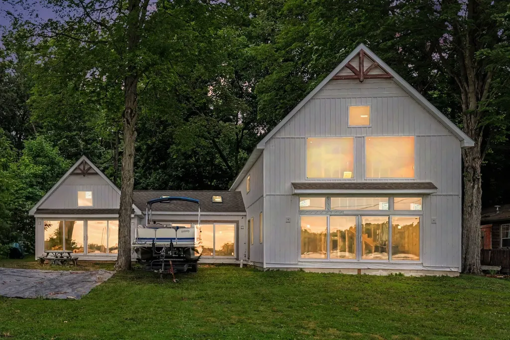50756 Garrett Road Silver Creek Township MI 49047