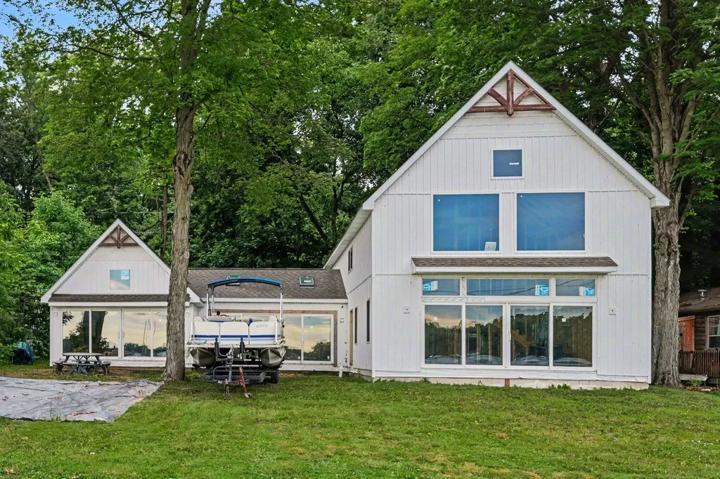 50756 Garrett Road Silver Creek Township MI 49047