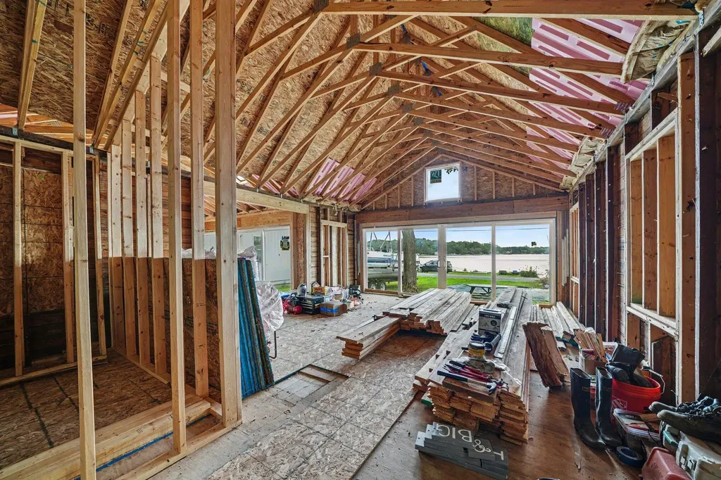 50756 Garrett Road Silver Creek Township MI 49047
