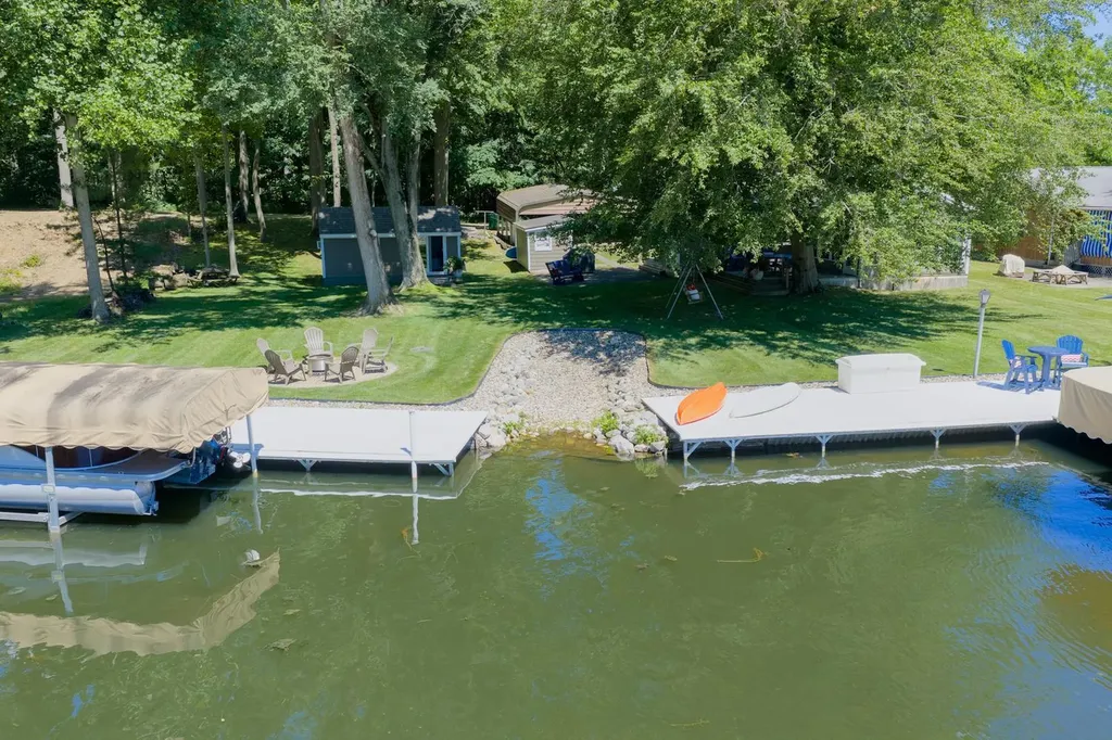 61626 Lagoon Drive Penn Township MI 49031