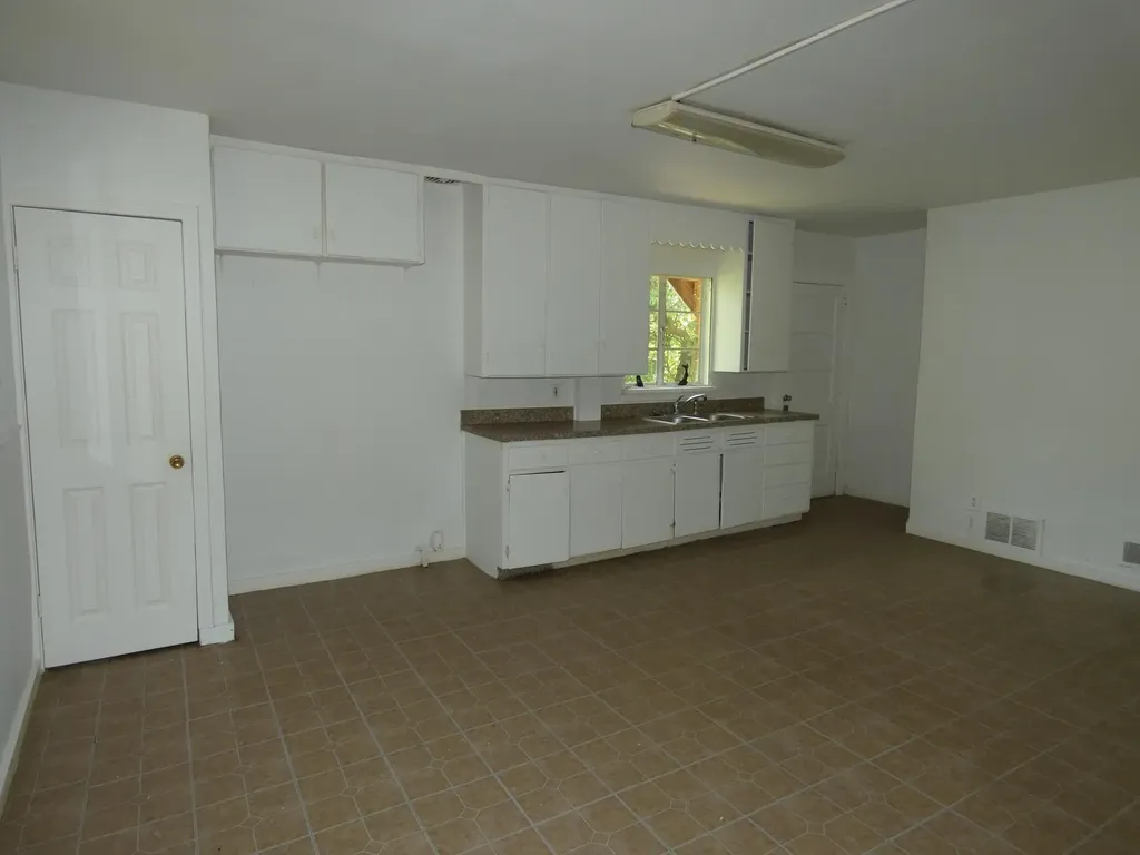 1627 Ogden Avenue Benton Charter Township MI 49022