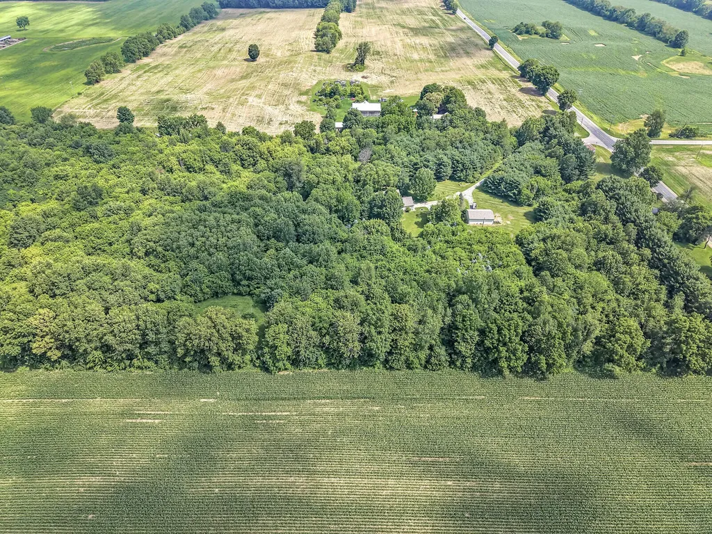 12033 Shavehead Porter Township MI 49061