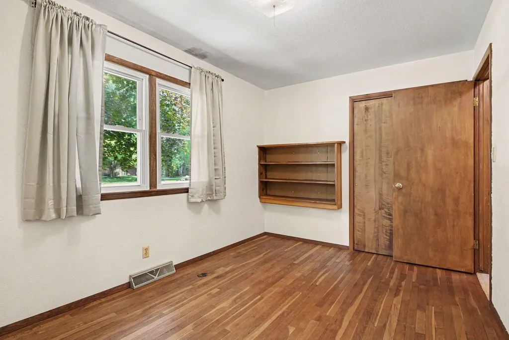 1063 Almaugus Drive Howard Township MI 49120