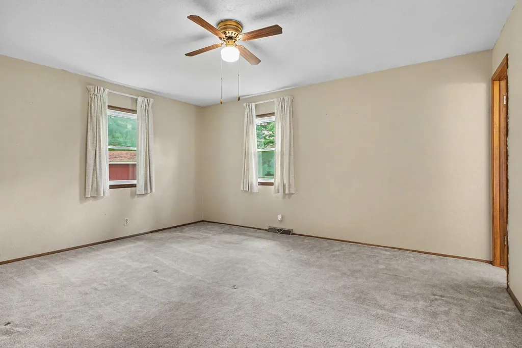 1063 Almaugus Drive Howard Township MI 49120