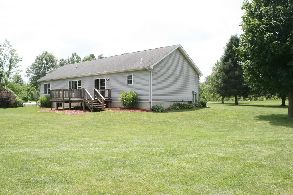 14021 Pardee Road Weesaw Township MI 49107