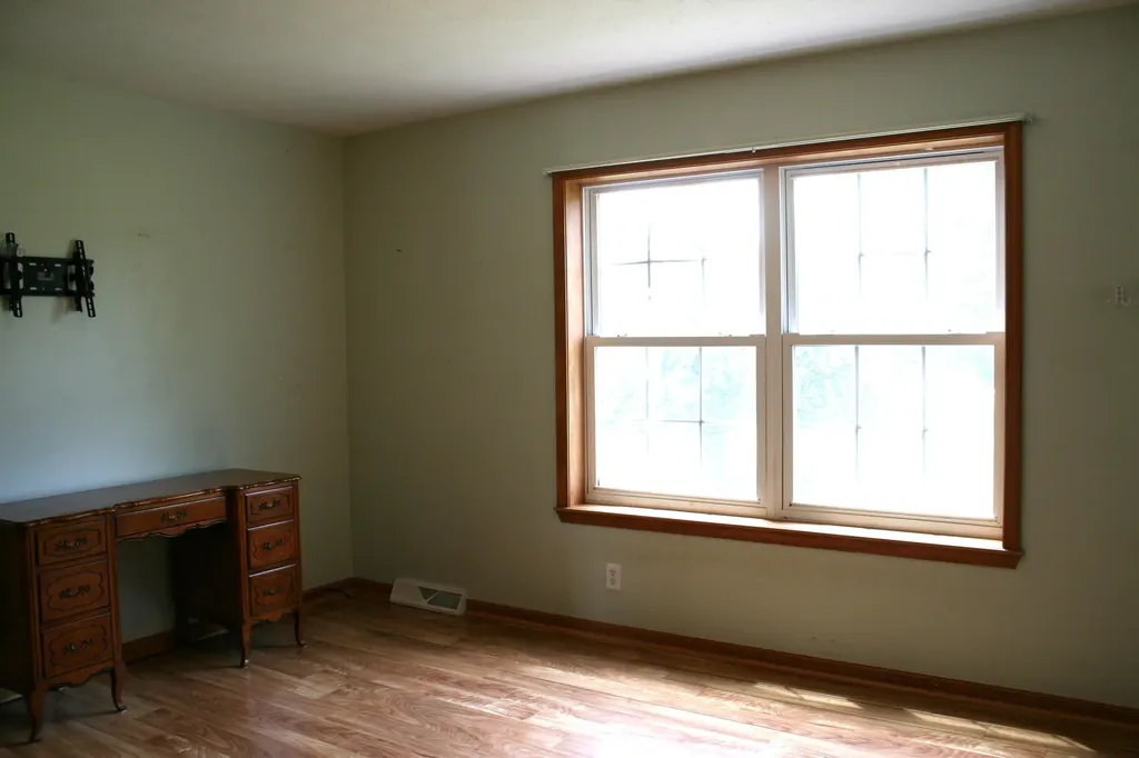 14021 Pardee Road Weesaw Township MI 49107