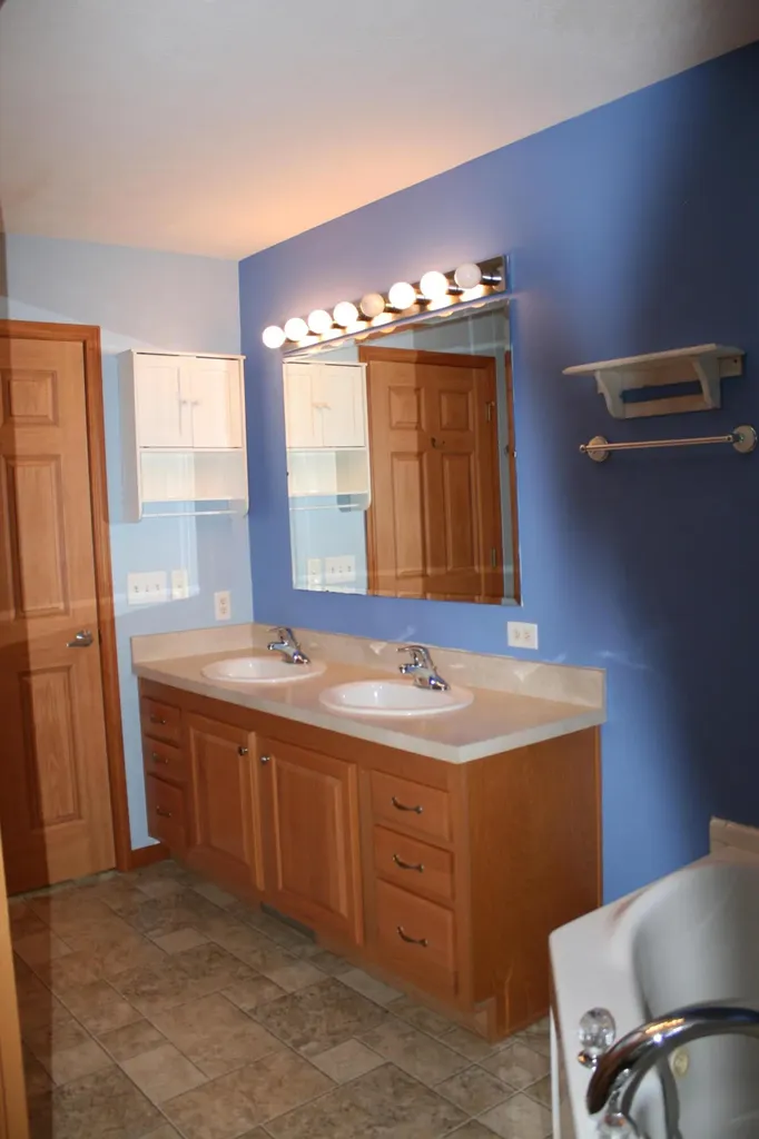 14021 Pardee Road Weesaw Township MI 49107