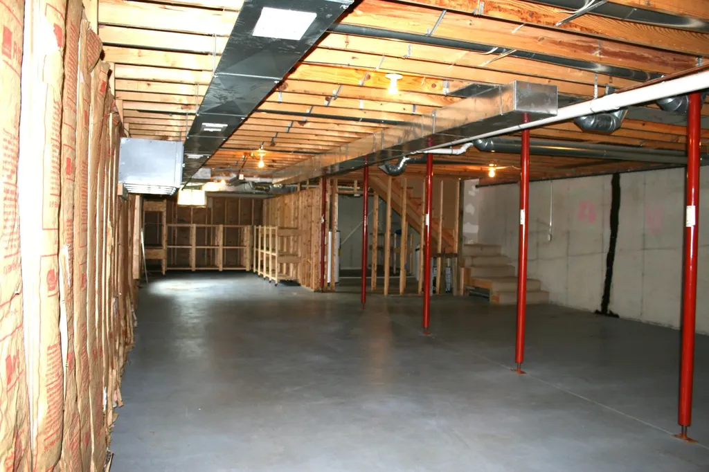 14021 Pardee Road Weesaw Township MI 49107