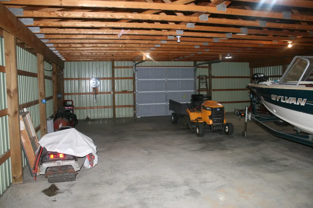 14021 Pardee Road Weesaw Township MI 49107