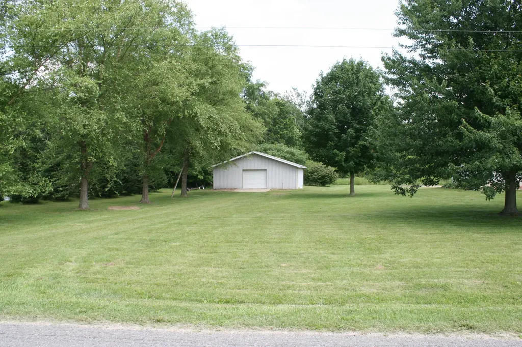 14021 Pardee Road Weesaw Township MI 49107