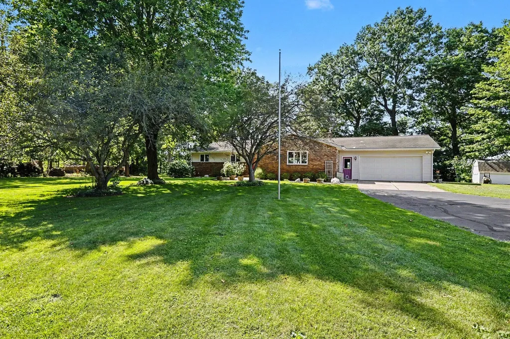 10492 Range Line Road Berrien Township MI 49103