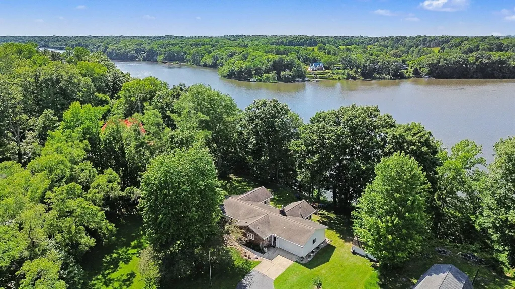 10492 Range Line Road Berrien Township MI 49103