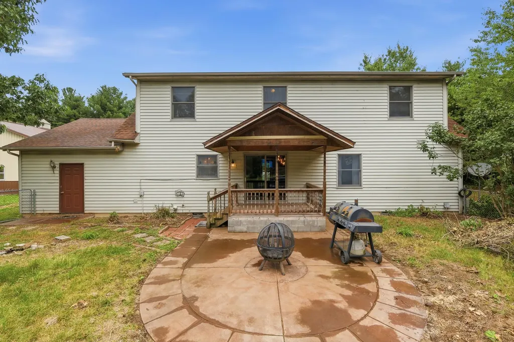 5850 E Napier Avenue Bainbridge Township MI 49022
