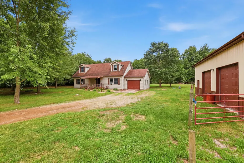 5850 E Napier Avenue Bainbridge Township MI 49022