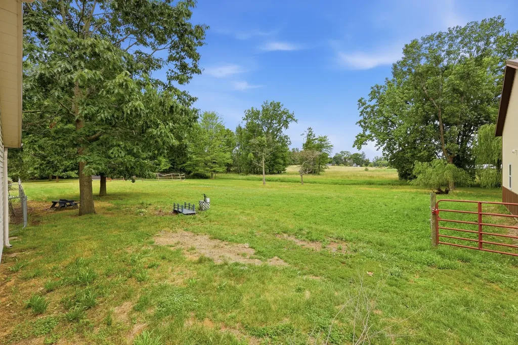 5850 E Napier Avenue Bainbridge Township MI 49022