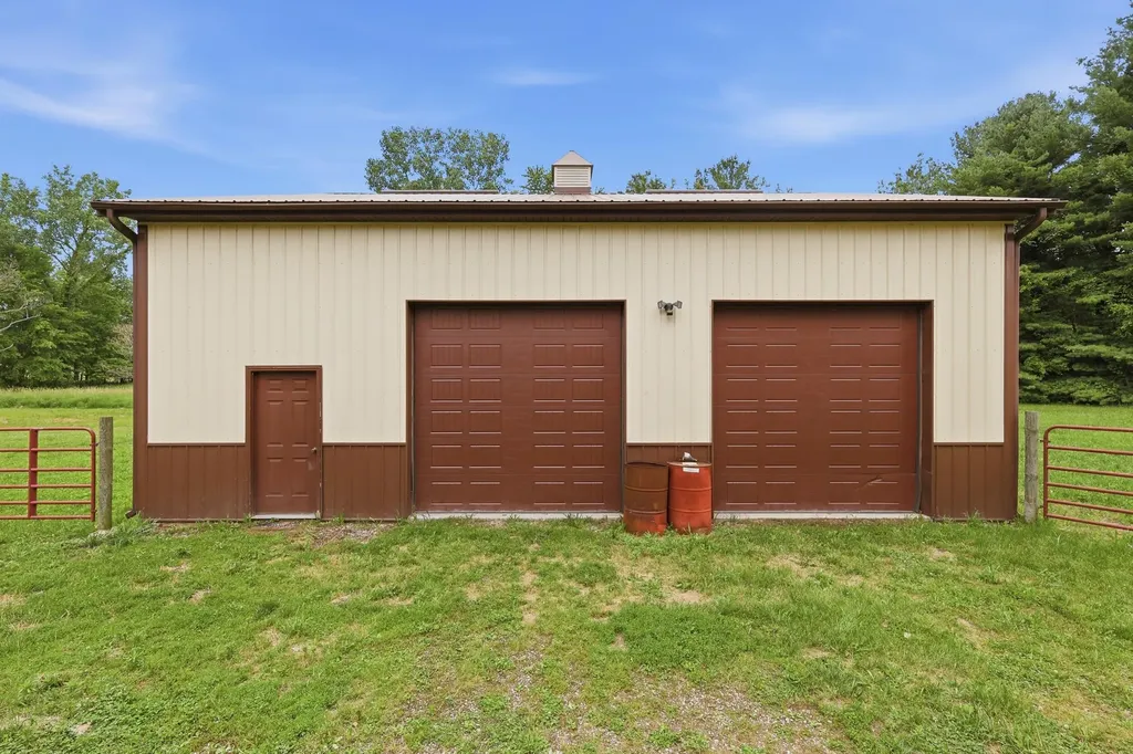 5850 E Napier Avenue Bainbridge Township MI 49022