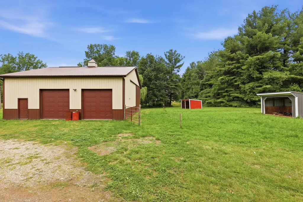 5850 E Napier Avenue Bainbridge Township MI 49022