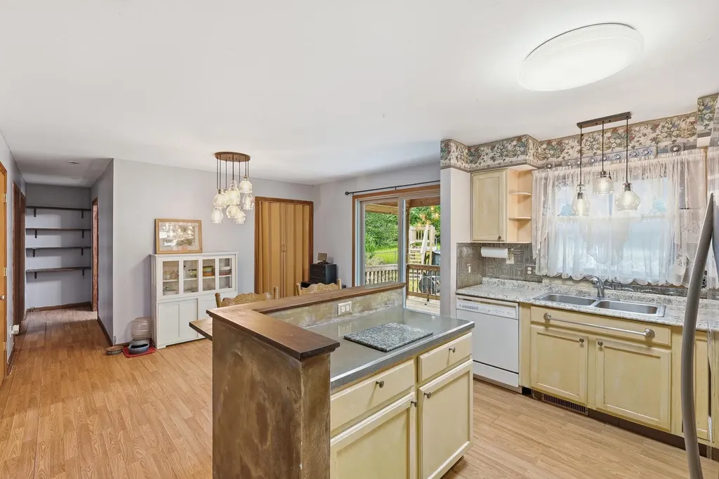 5850 E Napier Avenue Bainbridge Township MI 49022