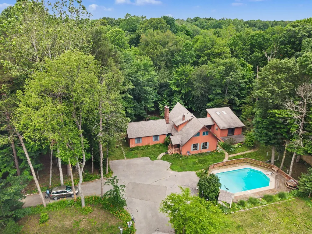 6696 103rd 103rd Avenue Casco Township MI 49090