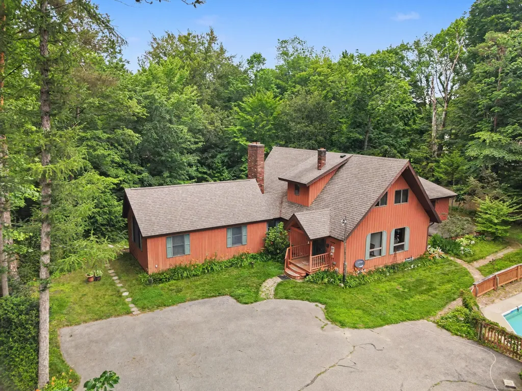 6696 103rd 103rd Avenue Casco Township MI 49090