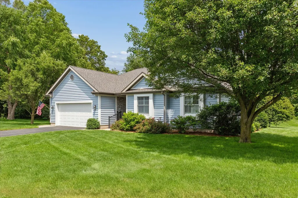 2311 Shoreham Highlands Street St. Joseph Charter Township MI 49085