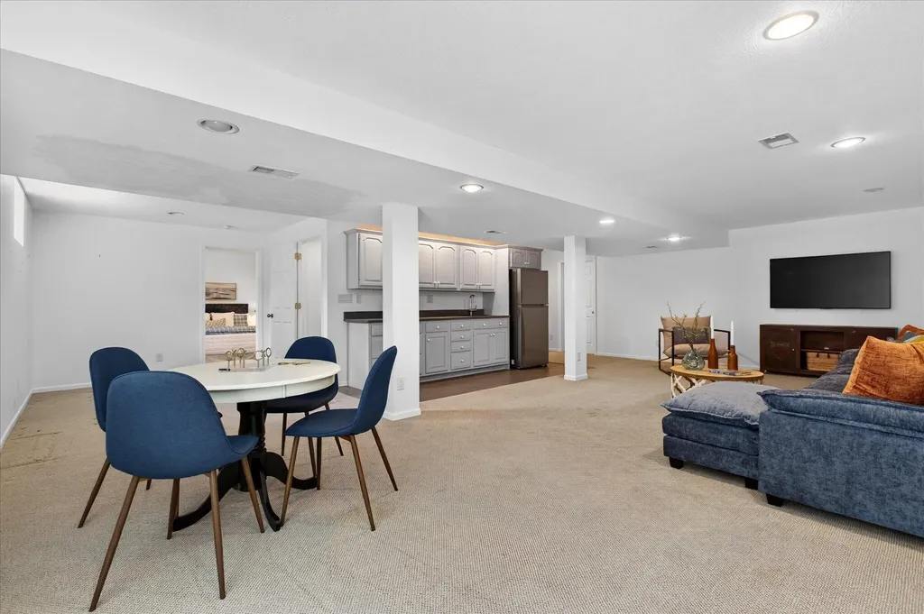 2311 Shoreham Highlands Street St. Joseph Charter Township MI 49085