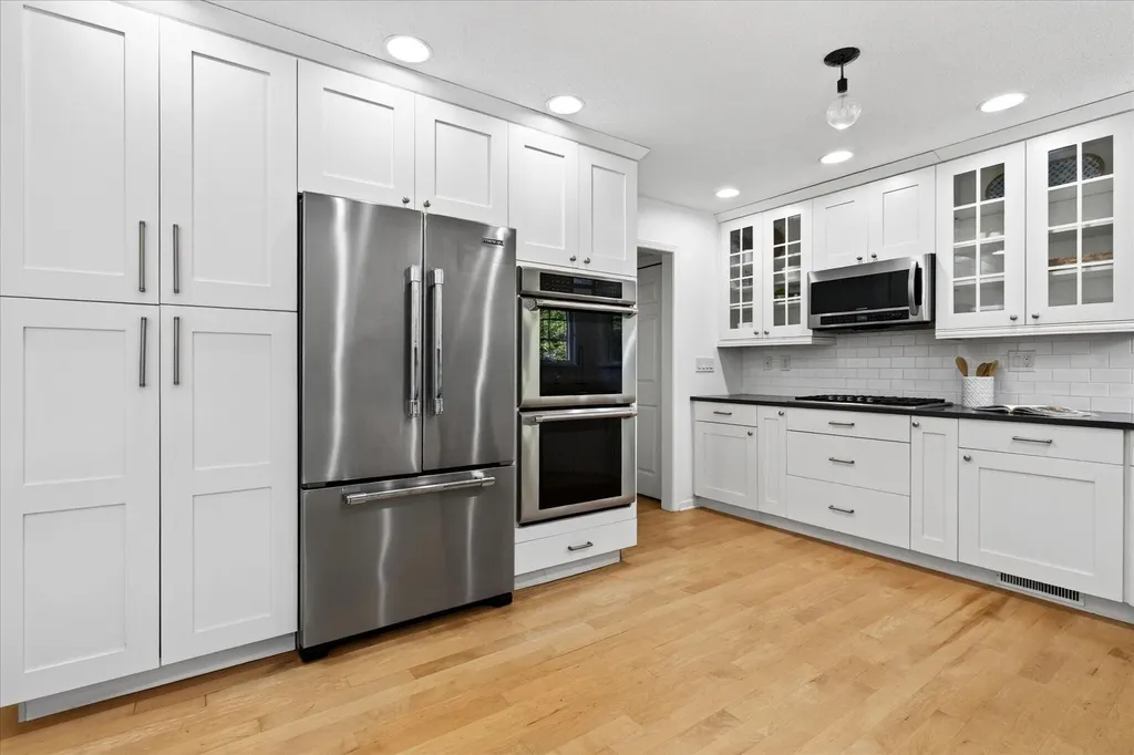 2311 Shoreham Highlands Street St. Joseph Charter Township MI 49085