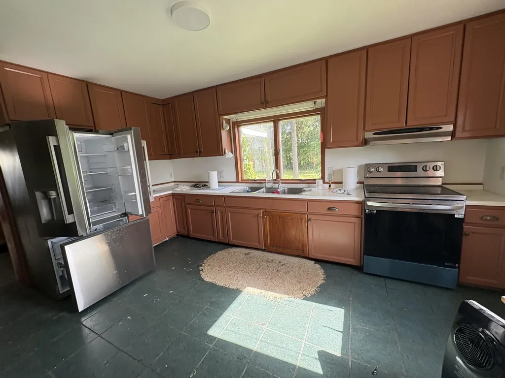 1139 59th Street Columbia Township MI 49056