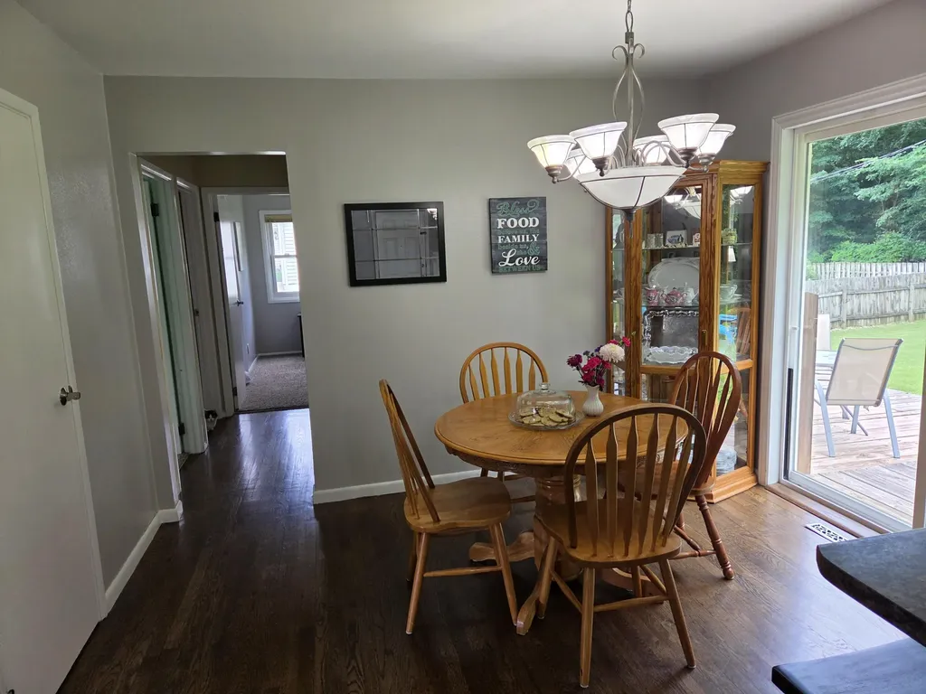 27853 Burmax Park Dowagiac City MI 49047