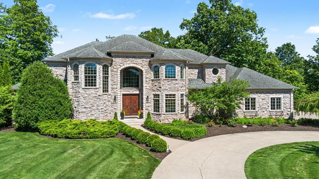 4945 S Stockbridge Drive Royalton Township MI 49085