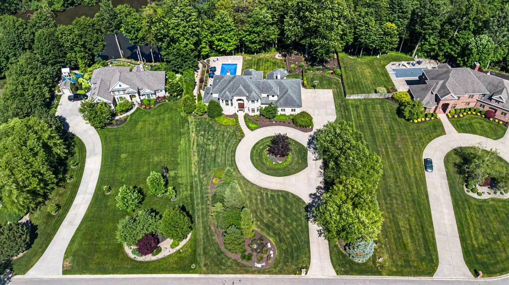 4945 S Stockbridge Drive Royalton Township MI 49085