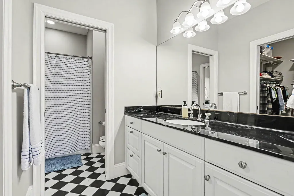 4945 S Stockbridge Drive Royalton Township MI 49085