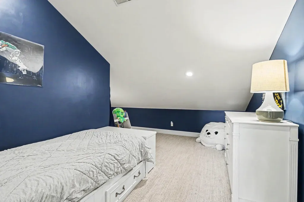 4945 S Stockbridge Drive Royalton Township MI 49085