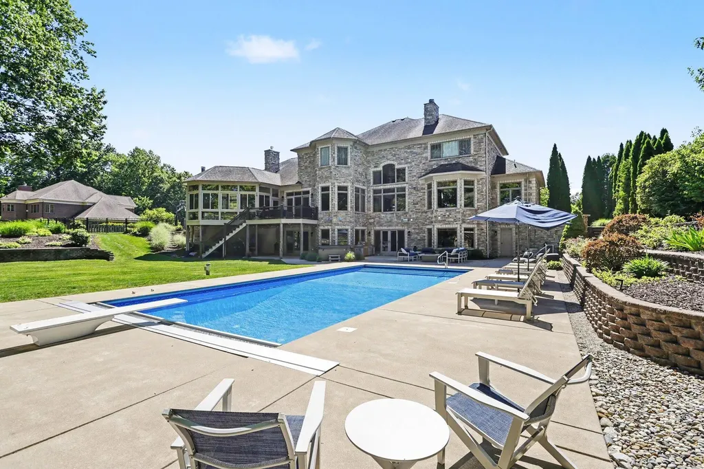 4945 S Stockbridge Drive Royalton Township MI 49085