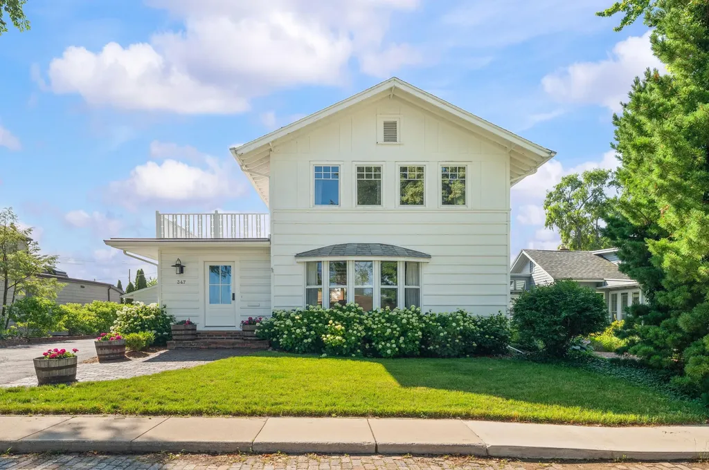 347 Ridgeway Street St. Joseph City MI 49085