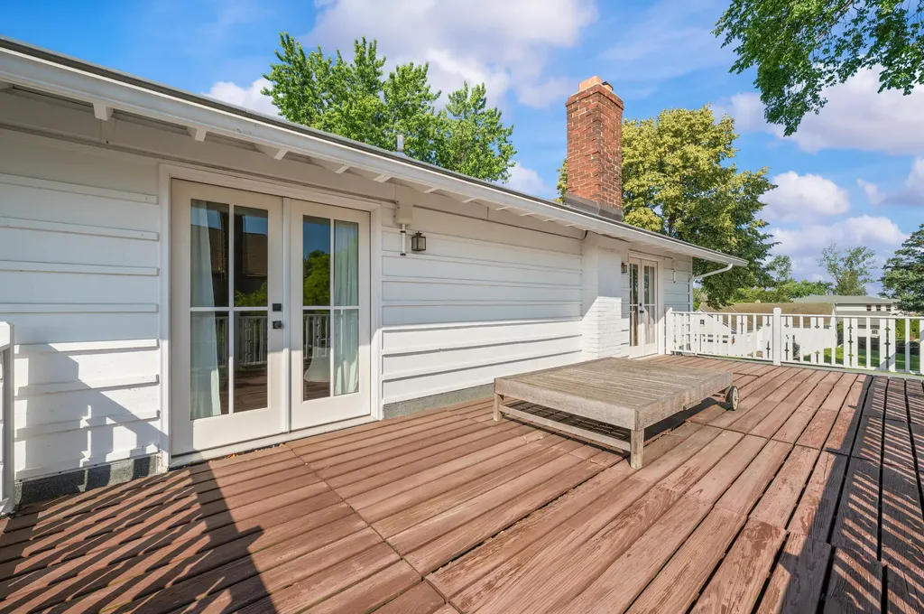 347 Ridgeway Street St. Joseph City MI 49085
