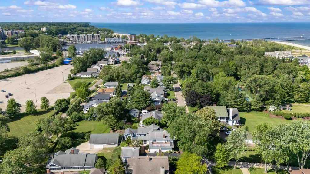347 Ridgeway Street St. Joseph City MI 49085
