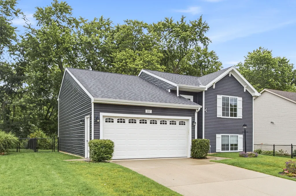 557 Swan River Drive Benton Charter Township MI 49022